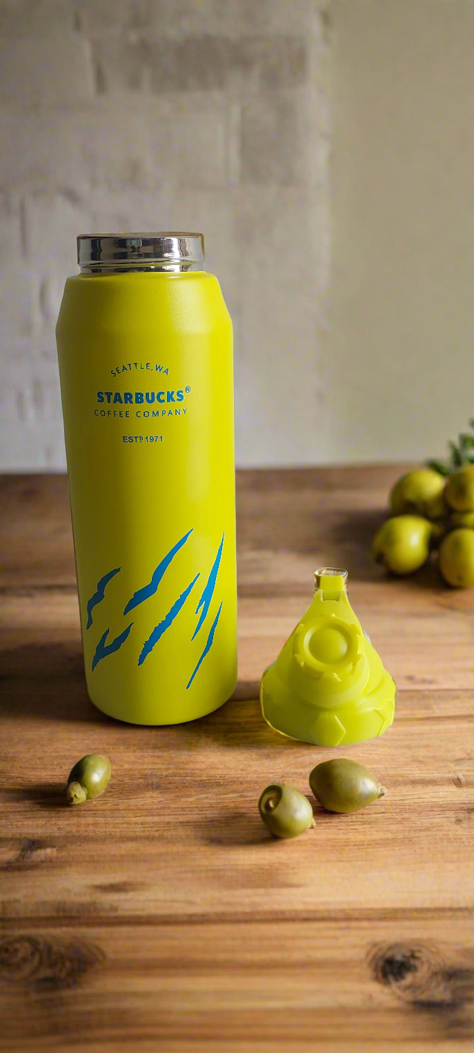 Starbucks 1000ml Stainless Steel Insulated Bottle – Bold, Stylish & Functional!