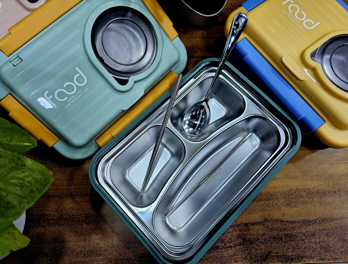 Premium Insulated 3-Compartment Bento Box with Steel Cutlery