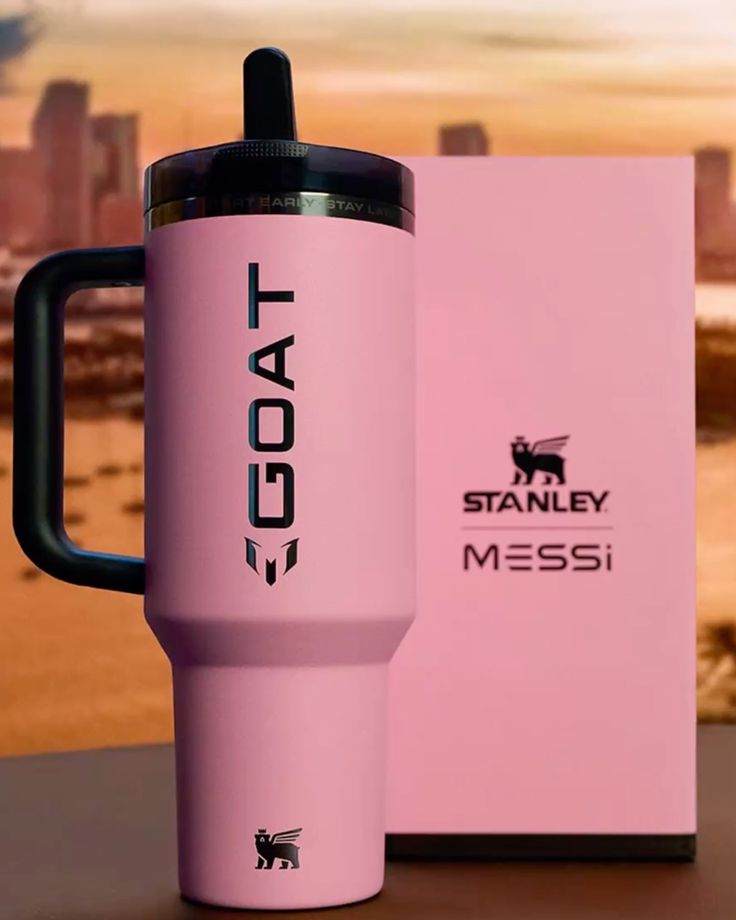Messi Edition Stanley Quencher H2.0 FlowState™ Tumbler | 40 oz | 1200 ml | Vacuum Insulated | Hot and Cold