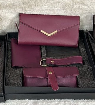 Personalized Faux Chic Set - Ladies wallet - Keychain - Passport cover - Eyewear case