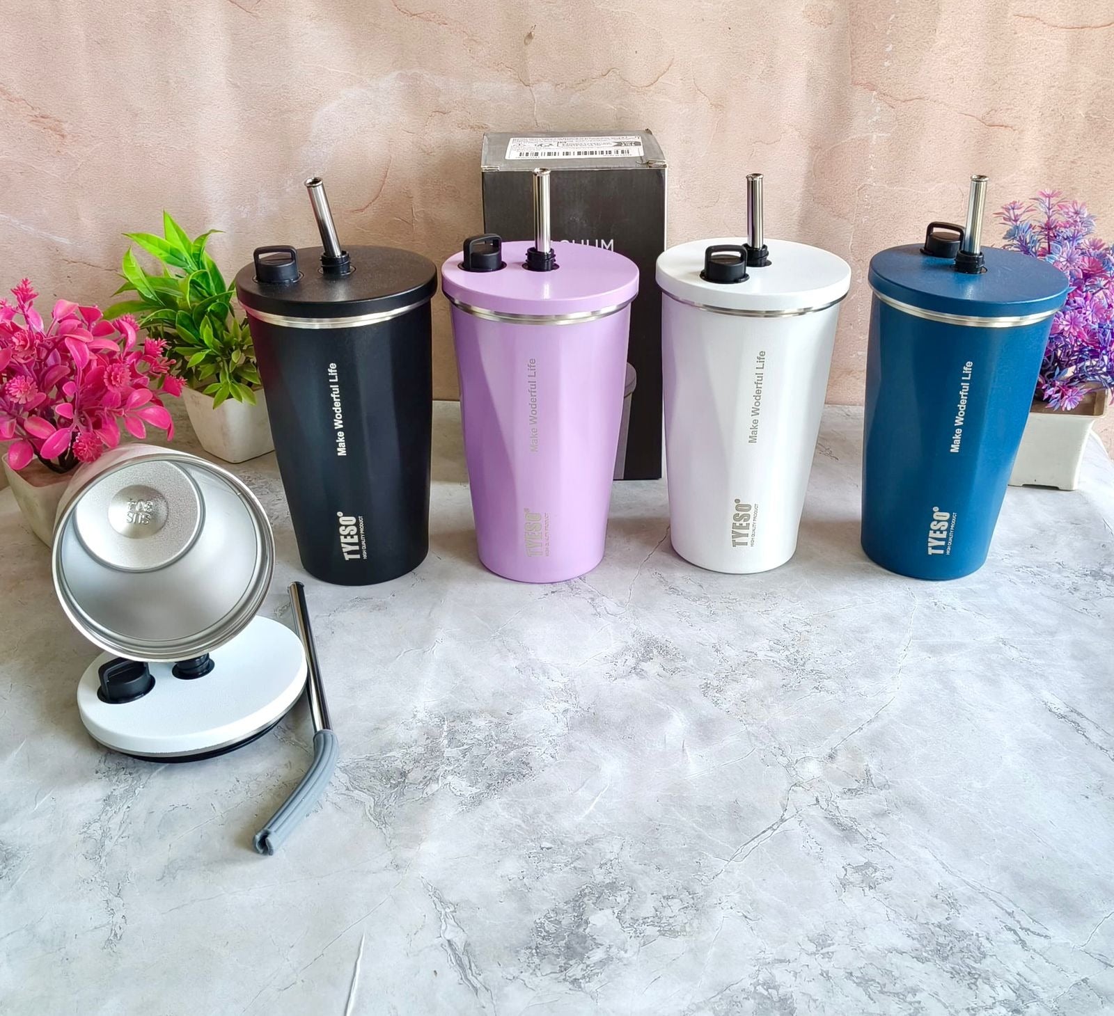 500ML TYESO Diamond Cut Insulated Coffee Cup with Straw