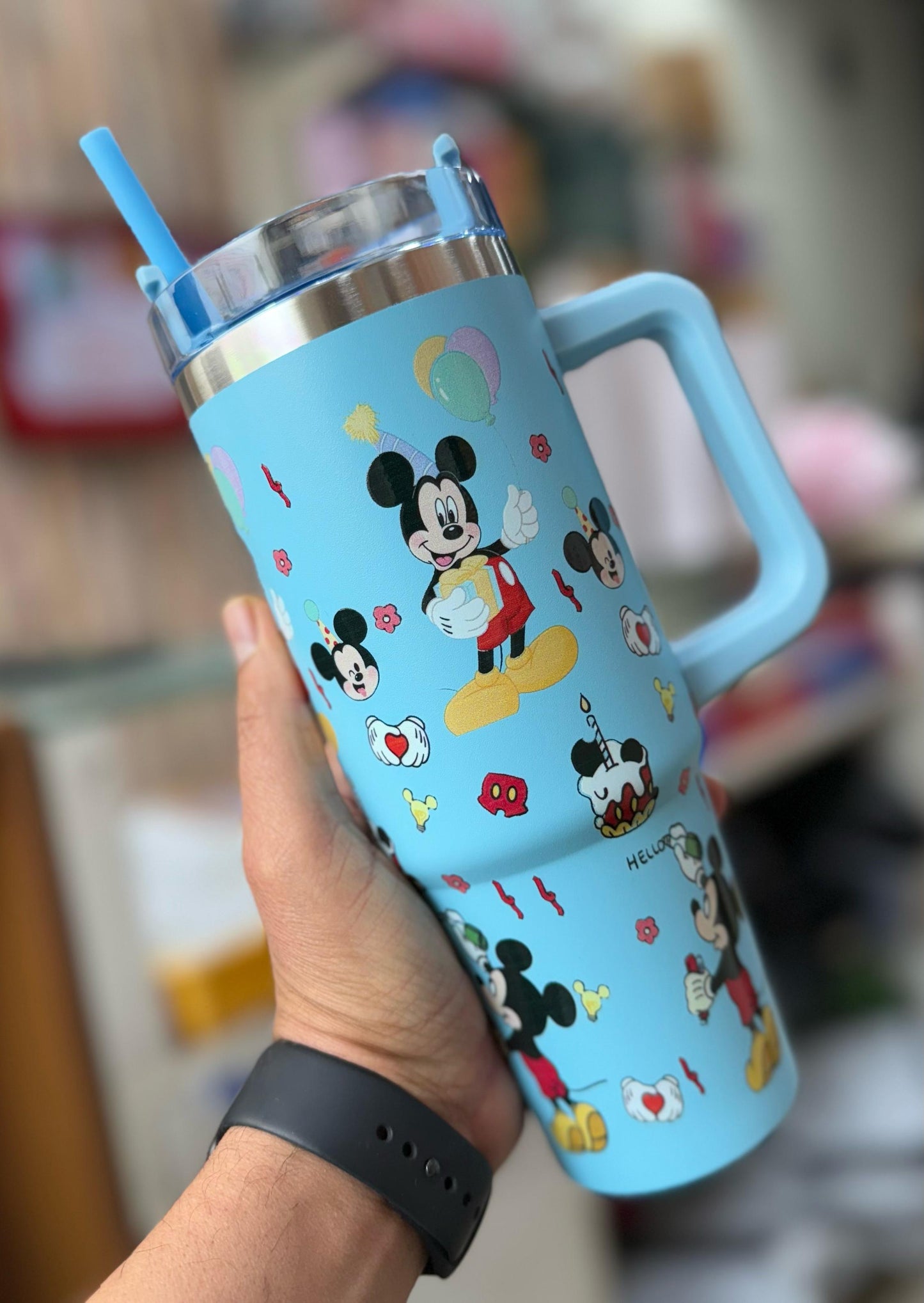 Premium 900ml Double-Wall Insulated Disney Character Tumbler with Handle and Straw