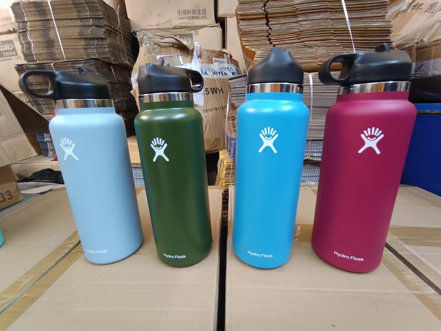 Hydro Flask 1.2 Litre Insulated Stainless Steel Water Bottle – Double Wall Vacuum Technology