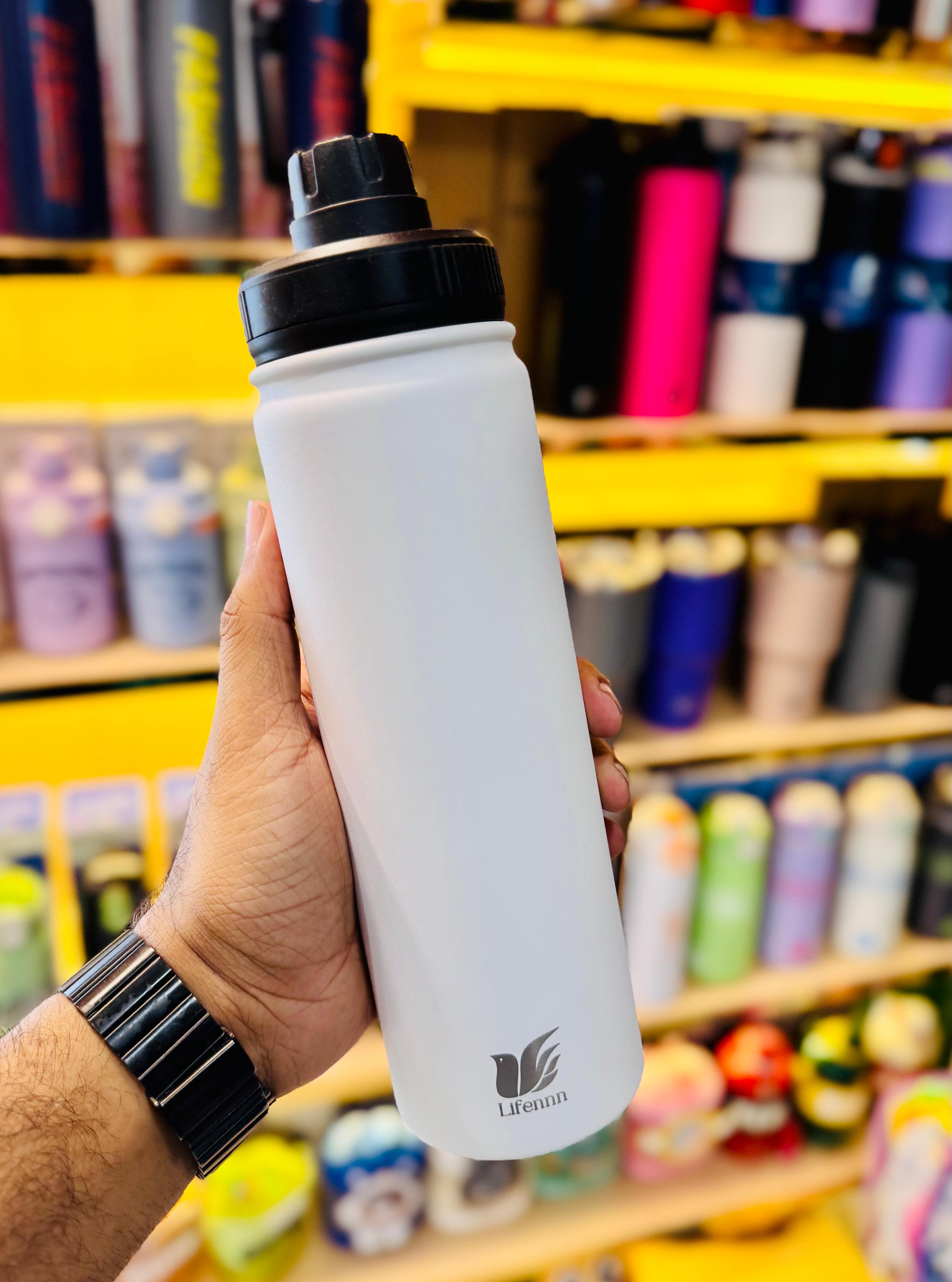600ml Insulated Stainless Steel Water Bottle | Double Wall | Hot & Cold | Leak-Proof | With Carry Handle | Premium Quality