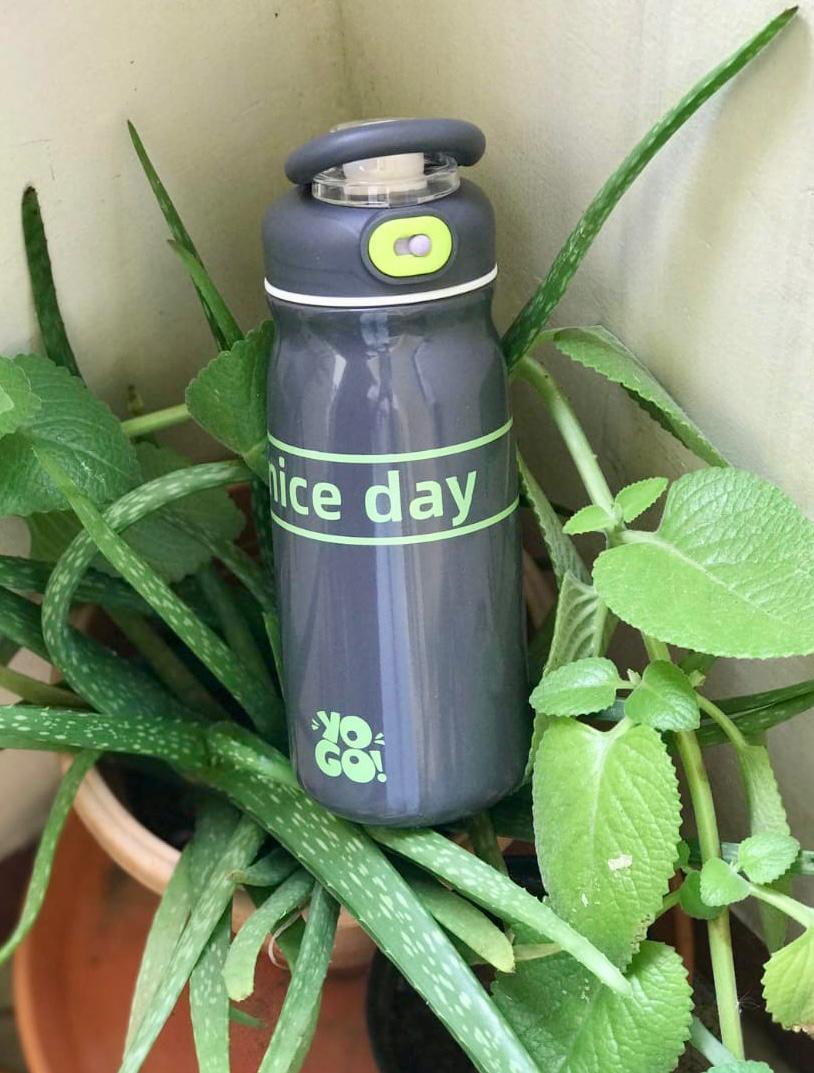 YOGO 600ml Insulated Stainless Steel Bottle – Hot and Cold Flask with Double Valve and Handle