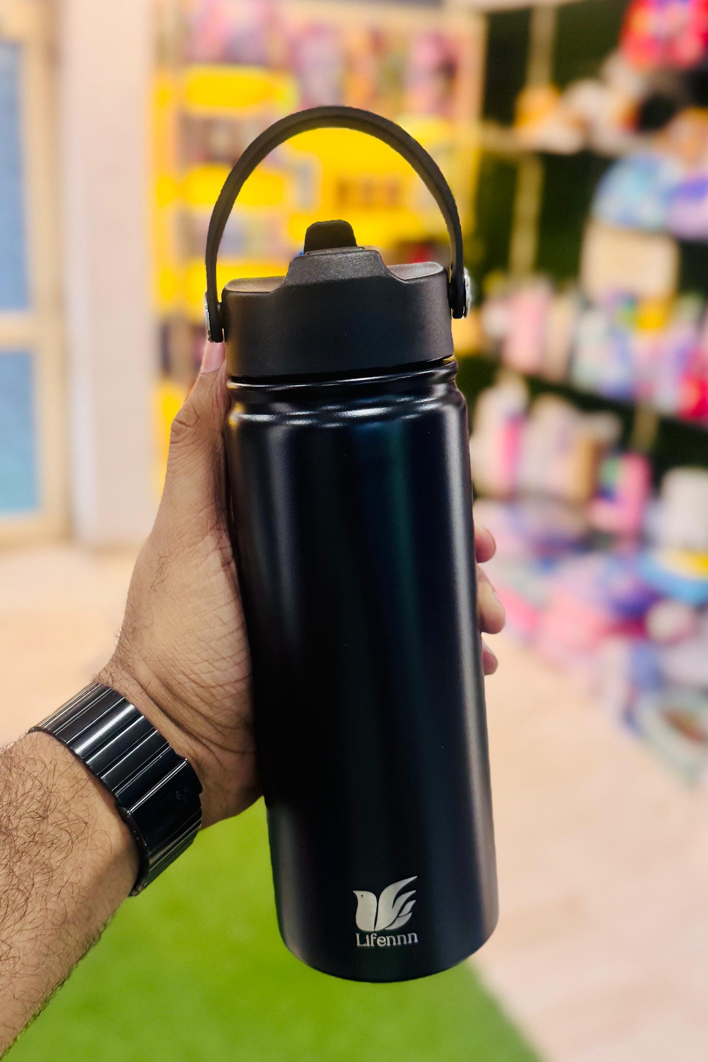 Lifennn 550ml Stainless Steel Sport Sipper Bottle – Double-Wall Insulated with Straw, Spout & Handle