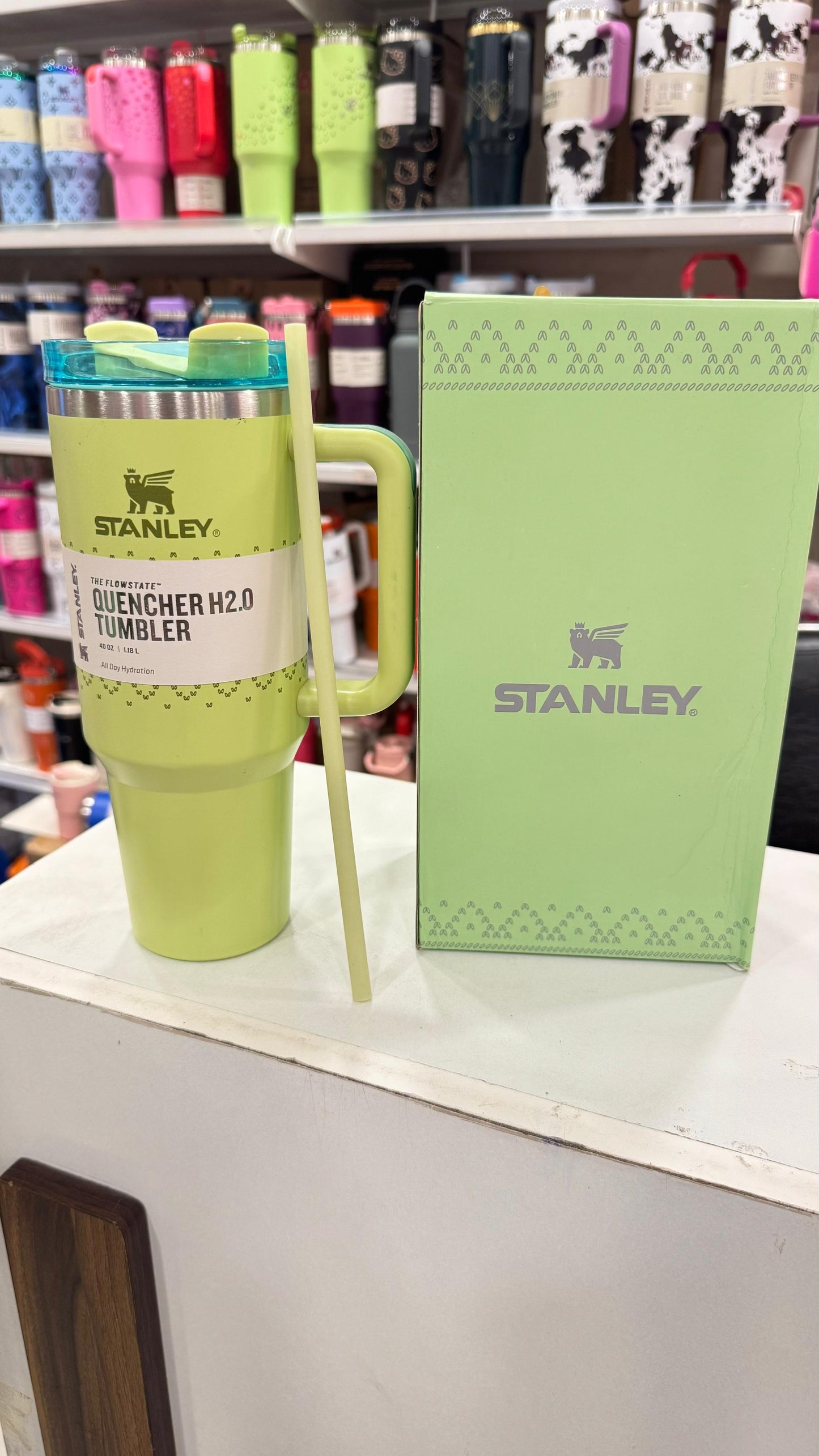 Stanley Vintage Limited Edition FlowState Tumbler – Premium Stainless Steel Insulated Sipper with Matching Box and Straw