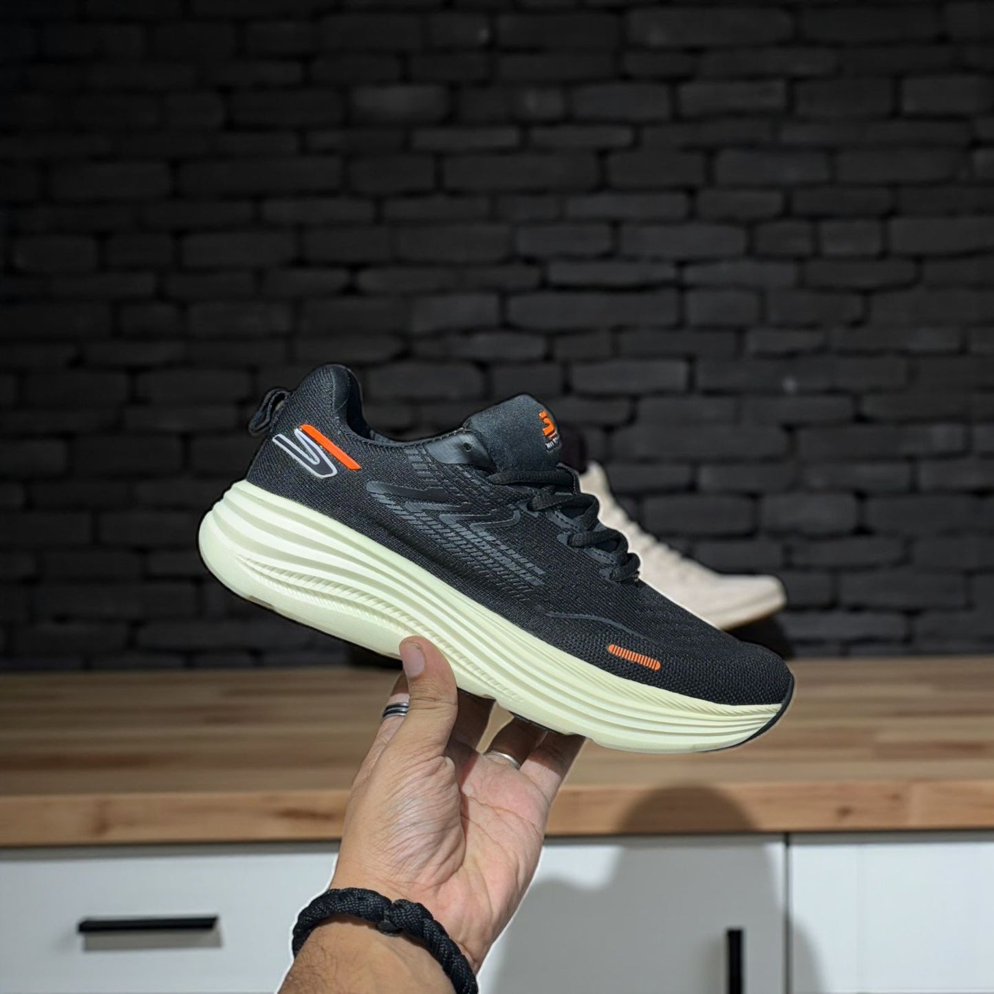 Lightweight Running Sneakers with Cushioned Sole and Breathable Mesh for Men and Women