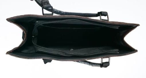 Gucci Shoulder Bag – Iconic Style with Everyday Elegance