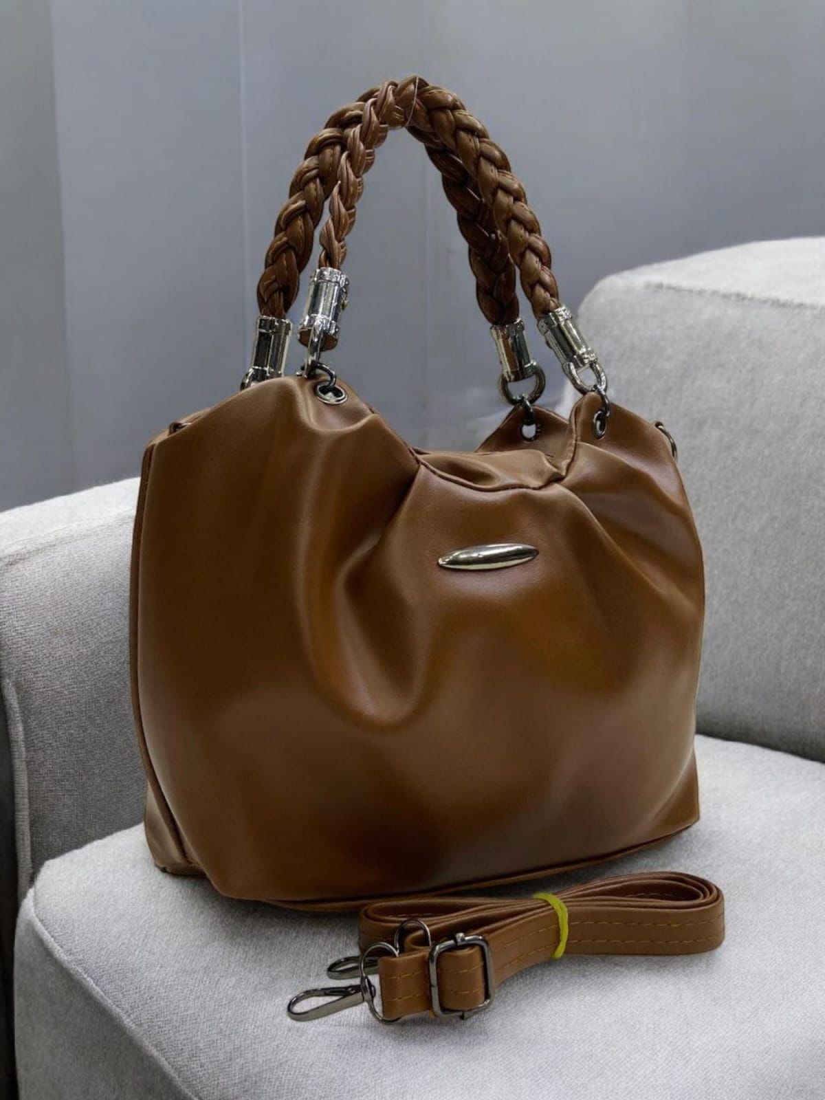 Lady crossbody sling