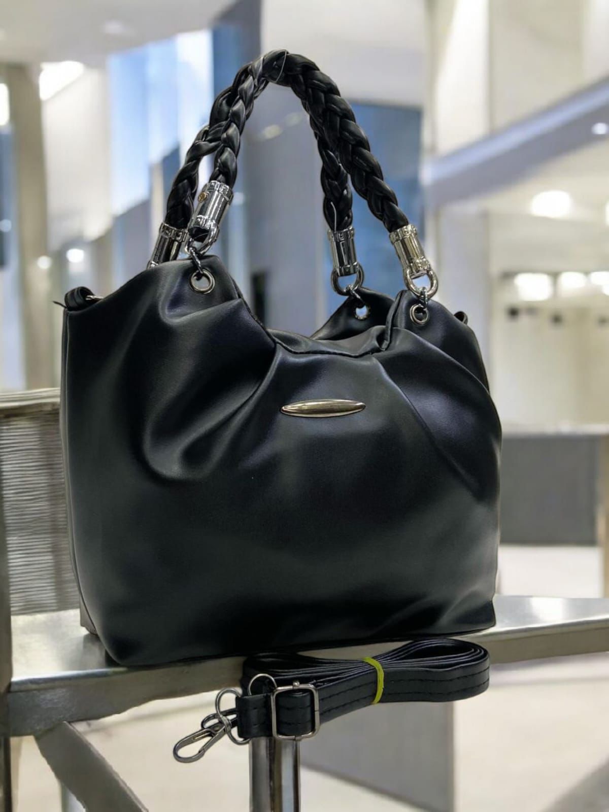 Lady crossbody sling