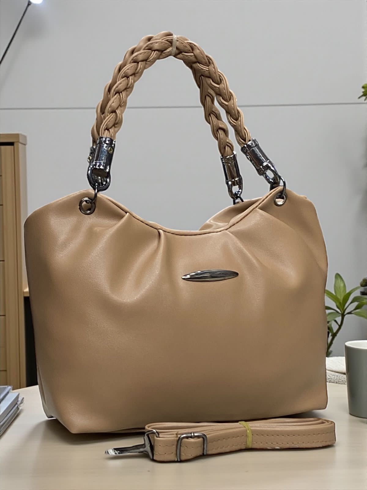 Lady crossbody sling