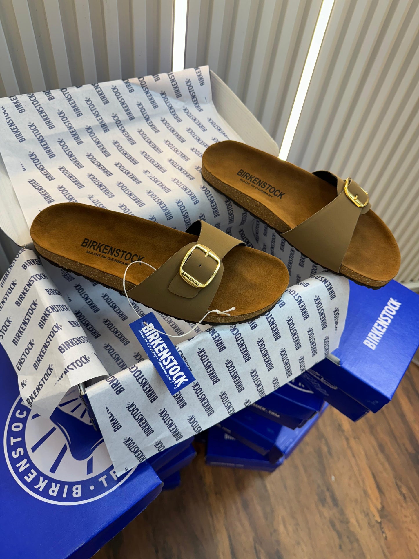 Birkenstock Premium Collection | Unisex Sizes 36–45 | New Launch | With Brand Box