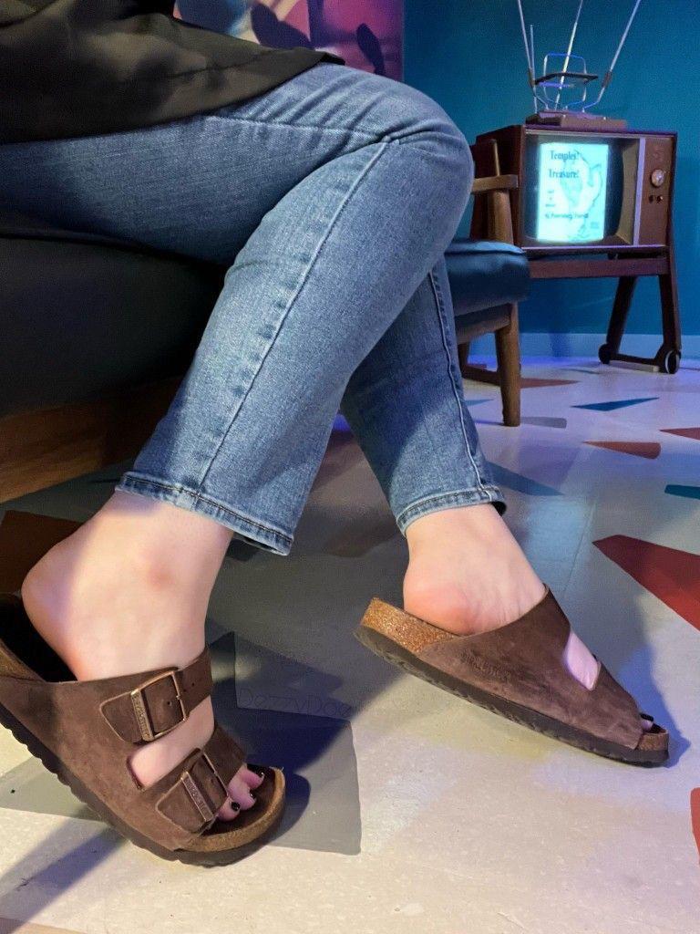 Birkenstock Premium Collection | Unisex Sizes 36–45 | New Launch | With Brand Box
