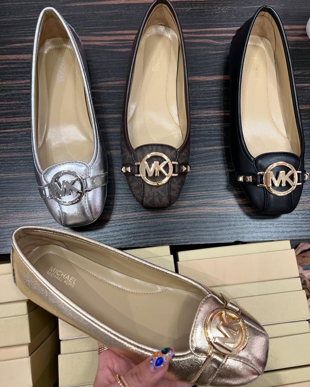 Michael Kors Fulton Flat | Premium Imported Collection