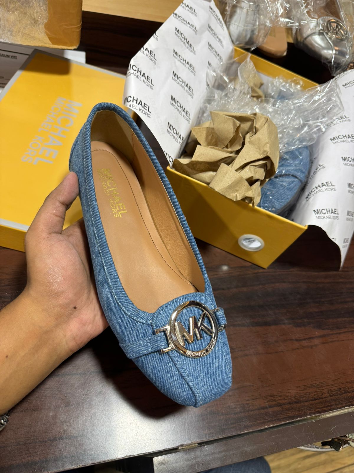 Michael Kors Fulton Flat | Premium Imported Collection