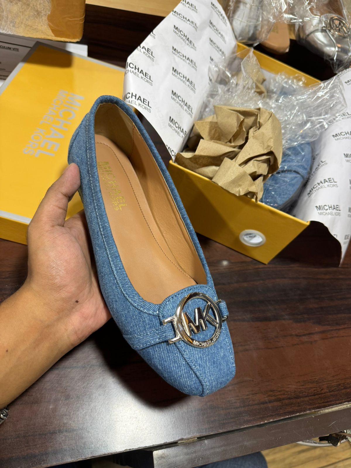 Michael Kors Fulton Flat | Premium Imported Collection