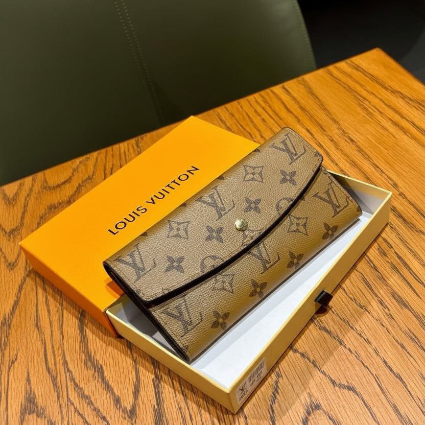 Bronze Louis Vuitton Women Wallet