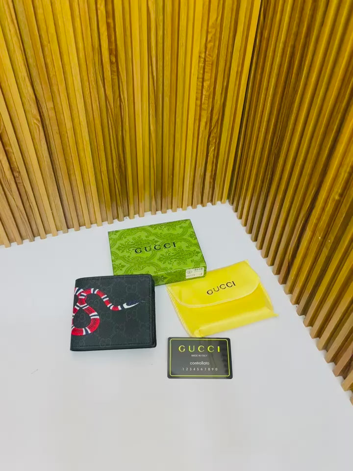 Gucci Premium Leather Wallet – Original with Brand Box, Card & Dust Cover